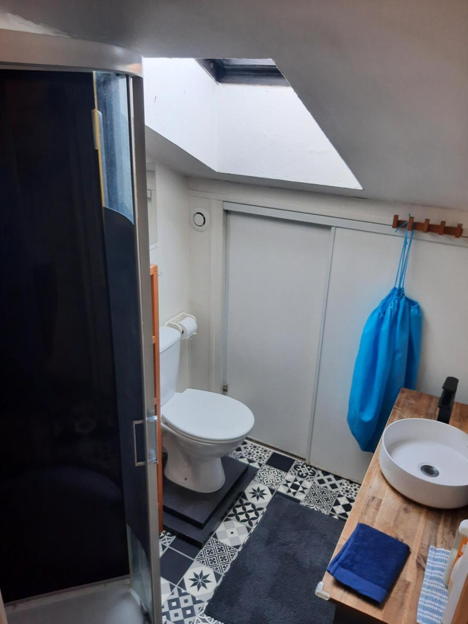 Duplex14H 1Er Etage Jardinet 1 Parking Ou Studio14B Rdc Terrasse Sans Parking La Rochelle  Exteriör bild