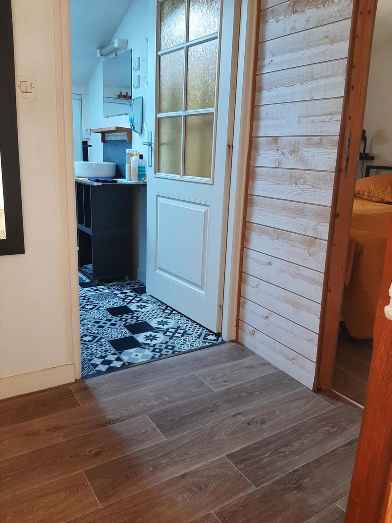 Duplex14H 1Er Etage Jardinet 1 Parking Ou Studio14B Rdc Terrasse Sans Parking La Rochelle  Exteriör bild