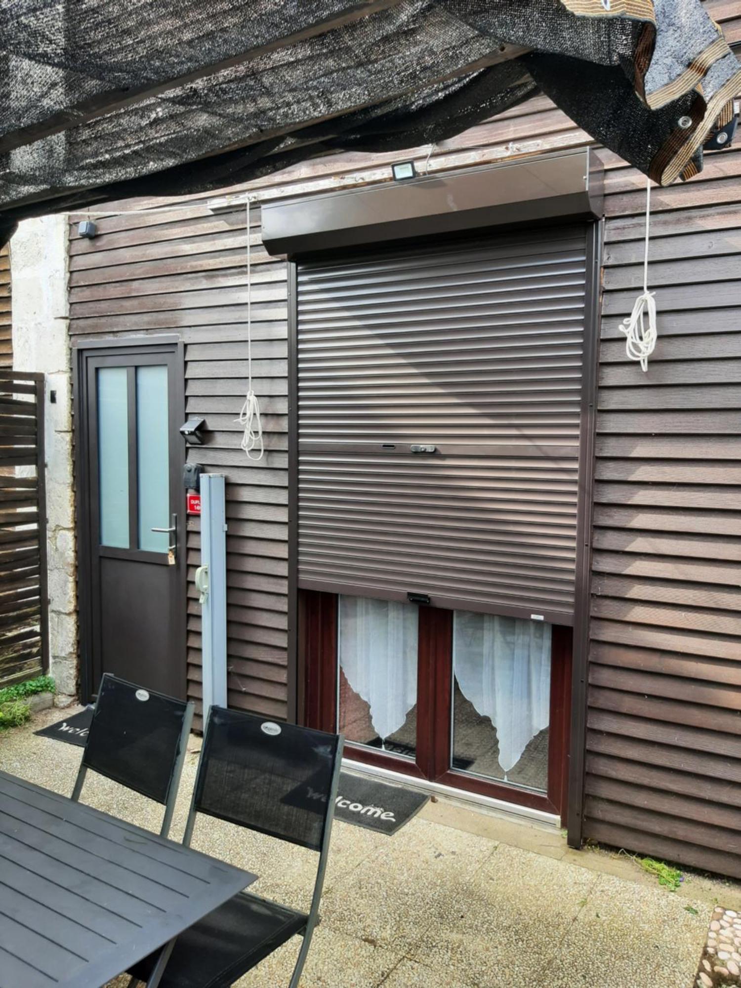 Duplex14H 1Er Etage Jardinet 1 Parking Ou Studio14B Rdc Terrasse Sans Parking La Rochelle  Exteriör bild
