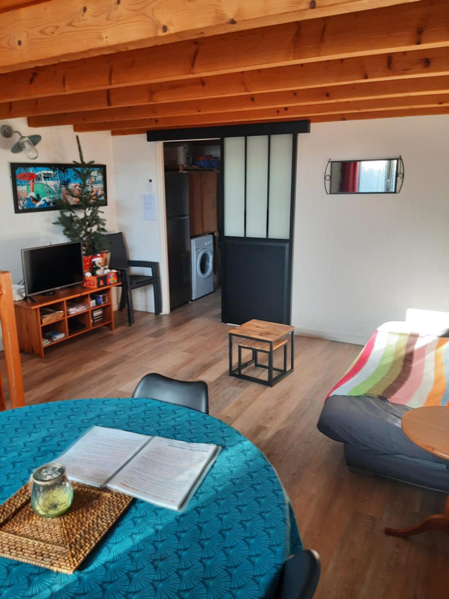 Duplex14H 1Er Etage Jardinet 1 Parking Ou Studio14B Rdc Terrasse Sans Parking La Rochelle  Exteriör bild